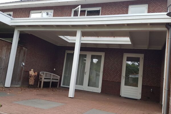 Overkapping-aan-woning-wit_small